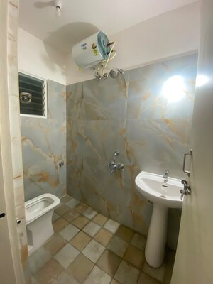 Bathroom in 2 BHK Apartment at Aashiyana Apartment JP Nagar, Jp Nagar – for Rent