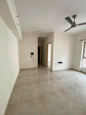 1 BHK Apartment For Rent in Lodha Amara, Kolshet Road