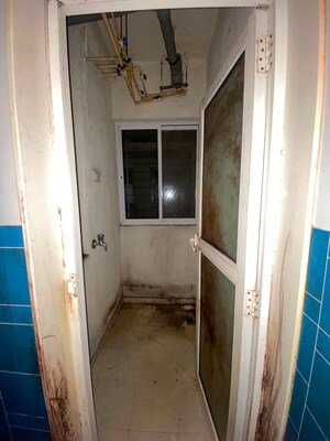 Bathroom in 1 BHK Apartment at Lodha Amara, Kolshet Road – for Rent