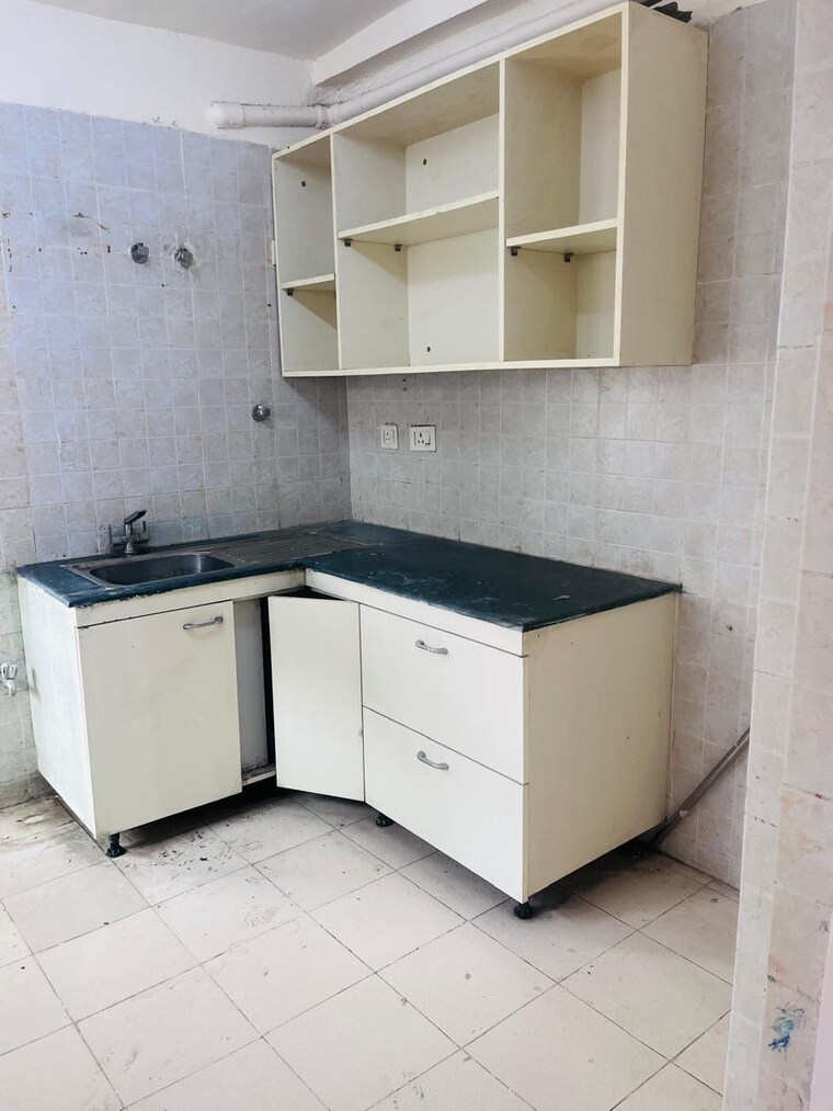 Kitchen, bptp-park-grandeura 2 Bedroom 1342 Sq.Ft. Apartment In Sector 82 Faridabad 10606197