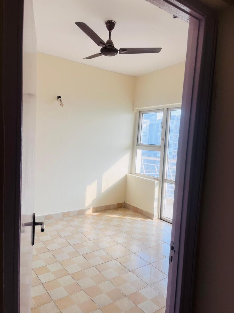 Room, bptp-park-grandeura 2 Bedroom 1342 Sq.Ft. Apartment In Sector 82 Faridabad 10606197