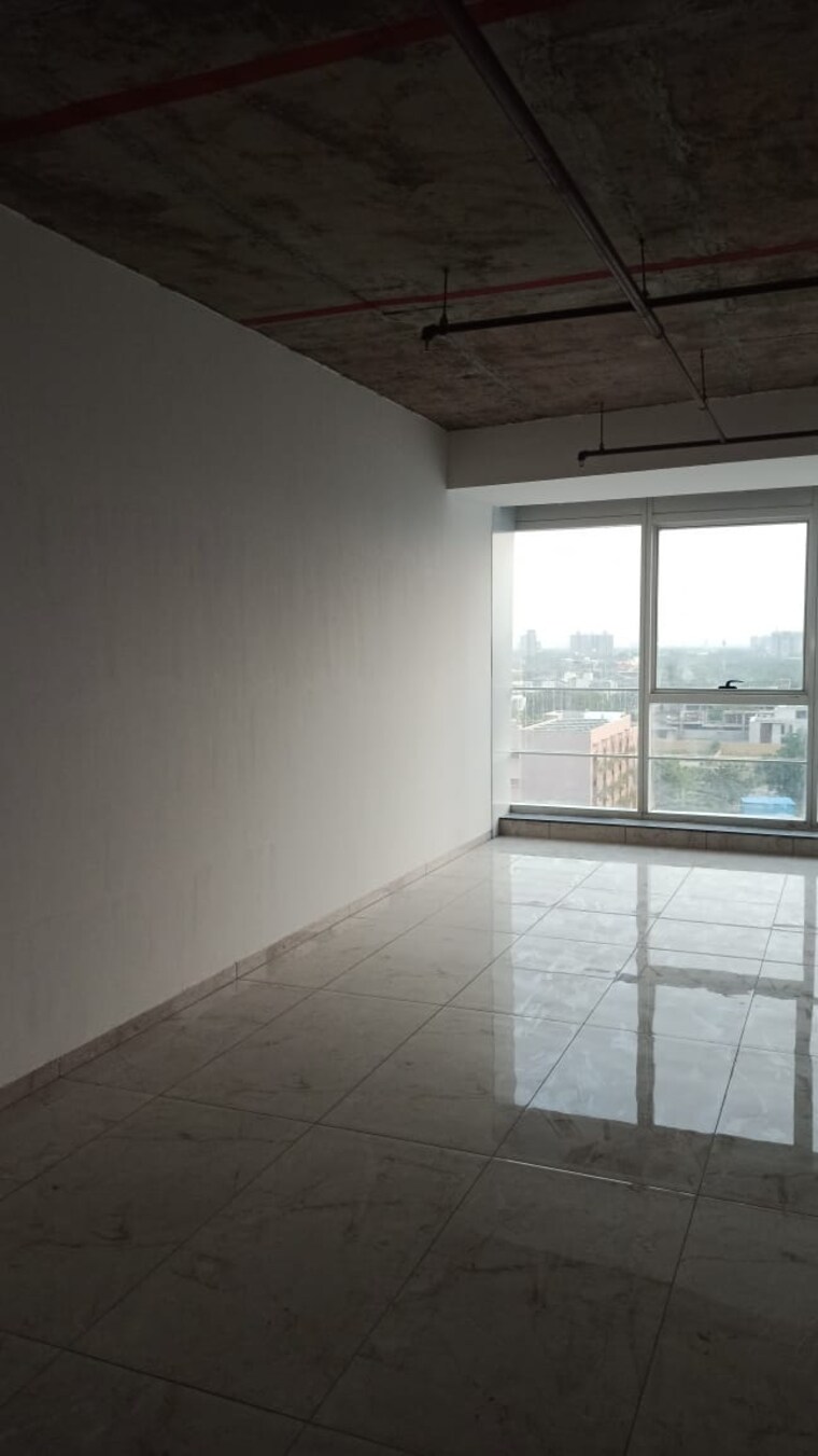 Team Area, thaltej Commercial Office Space 1700 Sq.Ft. In Thaltej Ahmedabad 10606204