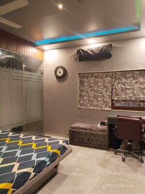 Room in 3 BHK Apartment at Rohan Mithila, Viman Nagar – for Rent