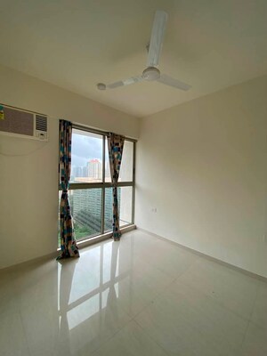 Room in 2 BHK Apartment at Lodha Crown Kolshet, Kolshet Road – for Rent