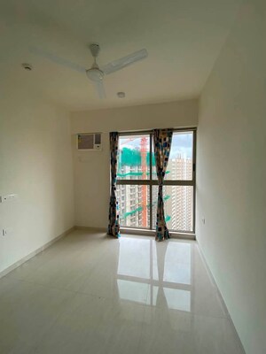 Room in 2 BHK Apartment at Lodha Crown Kolshet, Kolshet Road – for Rent