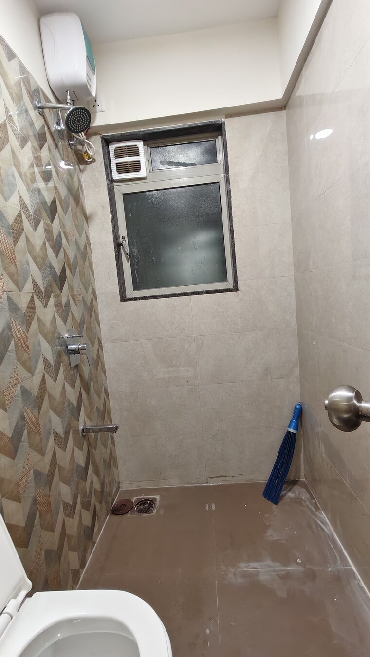 Bathroom, veena-smart-homes 2 Bedroom 590 Sq.Ft. Apartment In Kandivali West Mumbai 10606215
