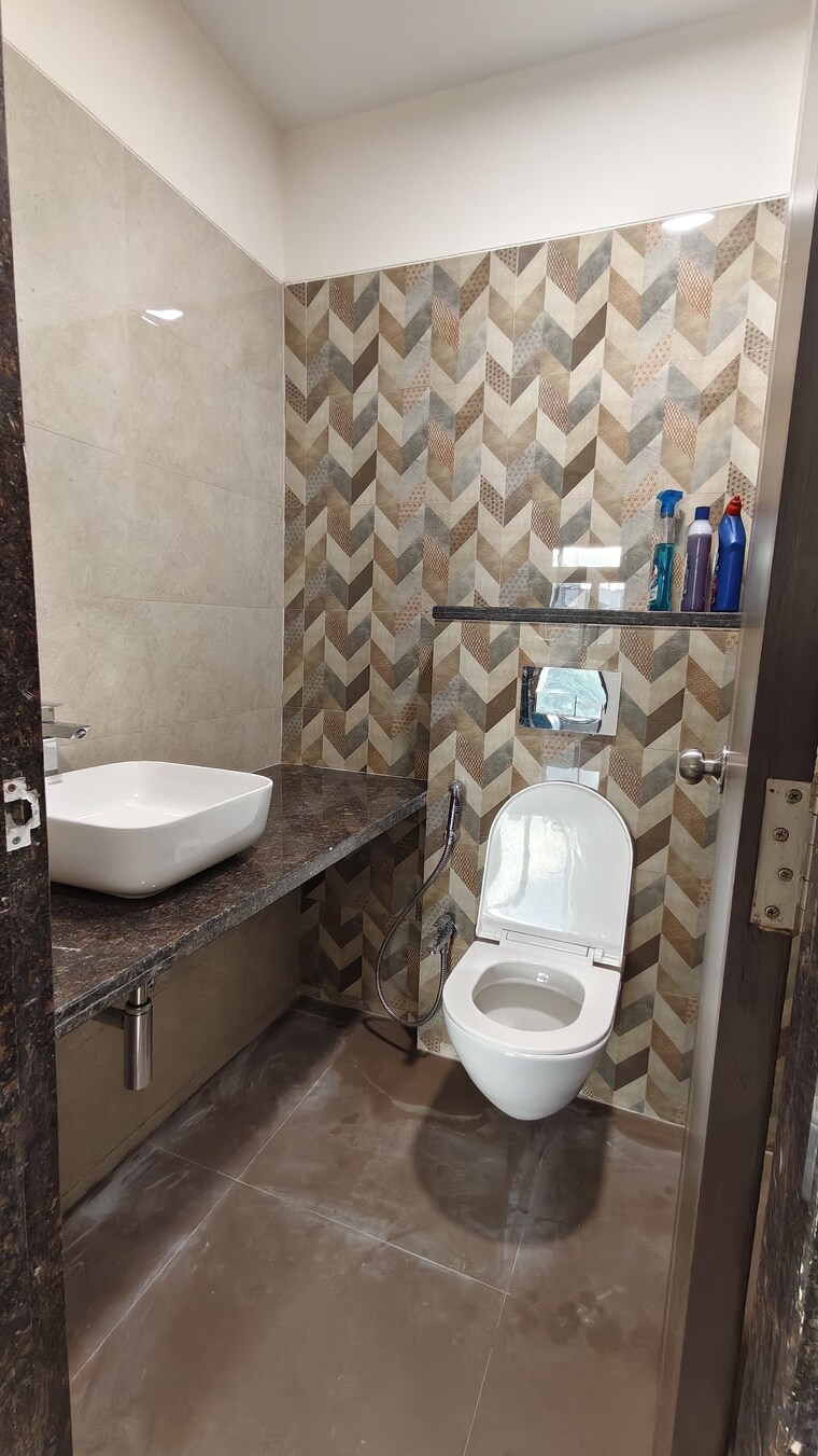 Bathroom, veena-smart-homes 2 Bedroom 590 Sq.Ft. Apartment In Kandivali West Mumbai 10606215