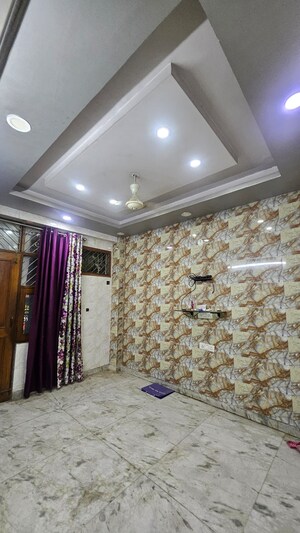 Master Bedroom in 3 BHK Builder Floor at Dilshad Garden – for Rent