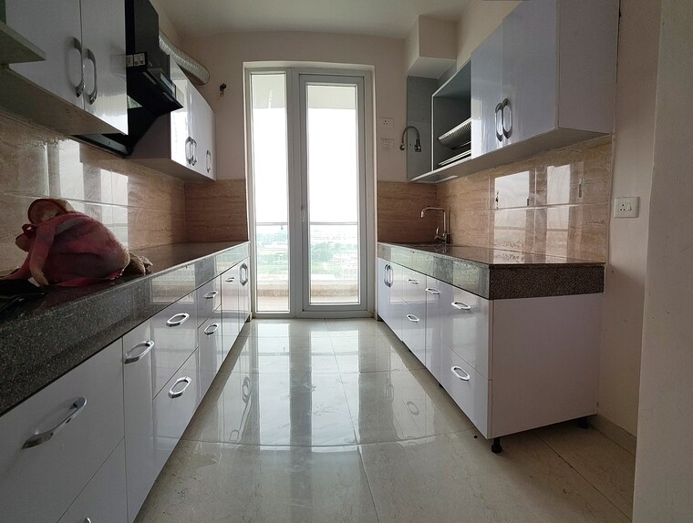 Kitchen, omaxe-royal-residency-faridabad 3 Bedroom 1625 Sq.Ft. Apartment In Sector 79 Faridabad 10606239