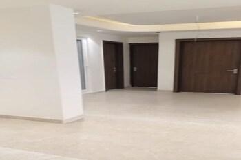 3.5 BHK Builder Floor for Sale in Sector 4, Gurgaon