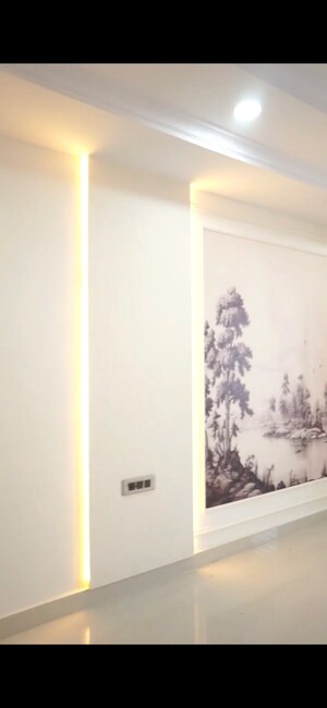 Room in 4 BHK Builder Floor at Parklands, Sector 85 – for Rent