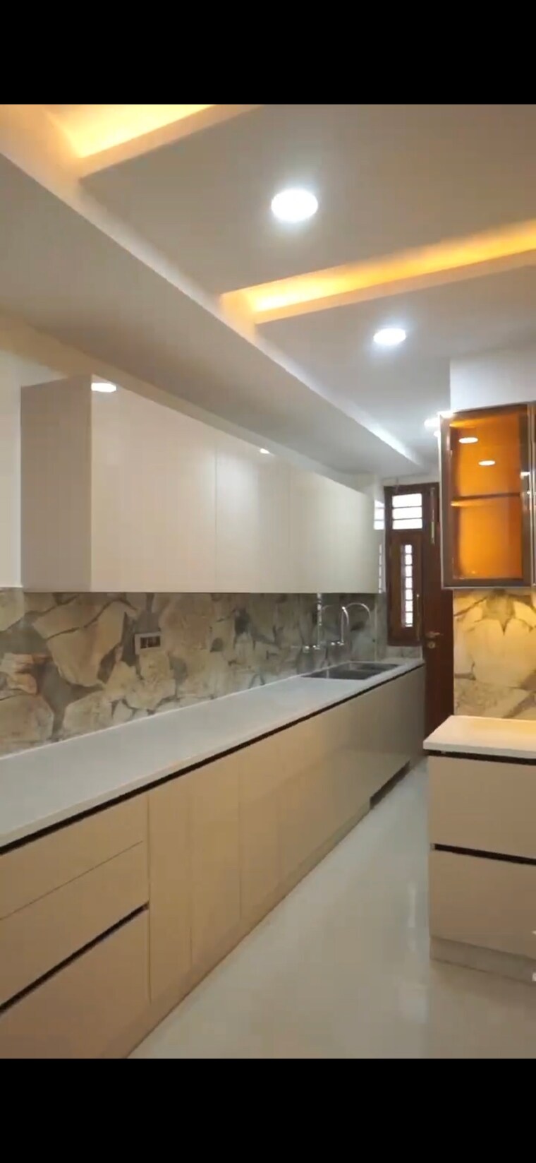 Kitchen, sector 85 4 Bedroom 4600 Sq.Ft. Builder Floor In Sector 85 Faridabad 10608793