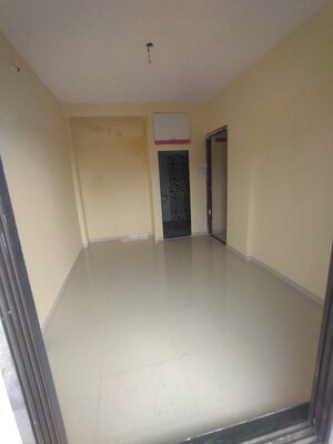 Room in 2 BHK Apartment at Ekta Nagar – for Rent