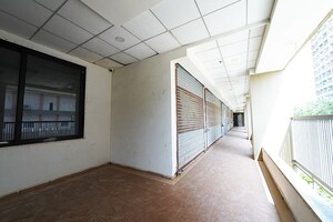 Room in  Showroom at Chandkheda – for Sale