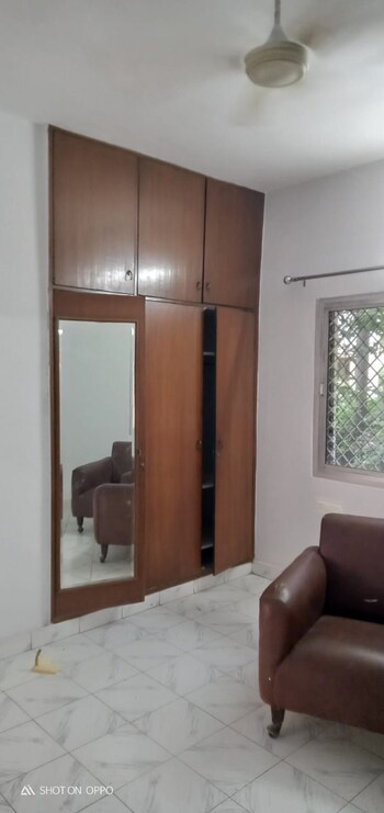 3 BHK Flat for Rent in Vasant Vihar, Delhi
