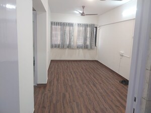 Bedroom in 2 BHK Apartment at Raheja Sunglow, Powai – for Rent