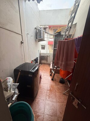 Team Area in 2 BHK Builder Floor at Sheikh Sarai – for Rent
