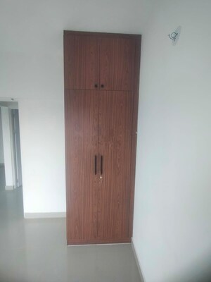 Room in 3 BHK Apartment at Brigade El Dorado, Bagaluru – for Rent