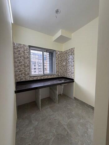 1 BHK Flat for Rent in Gandhi Nagar, Thane