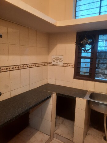 2 BHK House for Rent in Rt Nagar, Bangalore