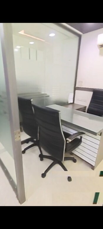 Office Space for Rent in Netaji Subhash Place, Delhi