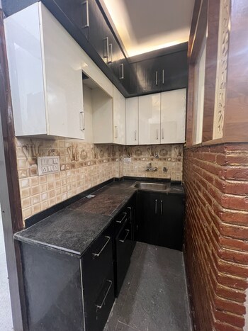 2 BHK Builder Floor for Rent in Dwarka Mor, Delhi