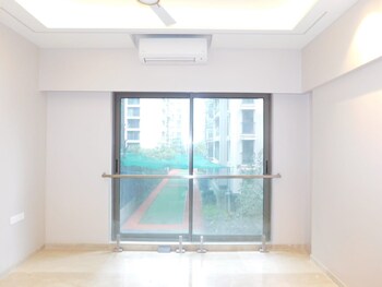 Adani Ten BKC