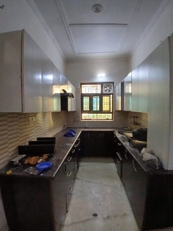 3 BHK Builder Floor for Rent in Sector 30, Faridabad