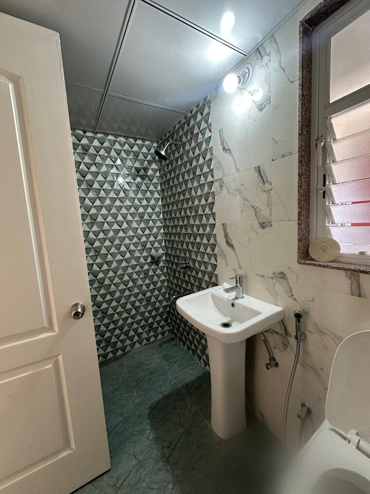 Bathroom, raichandani-megha-terrace-chs 2 Bedroom 830 Sq.Ft. Apartment In Aundh Pune 10623003