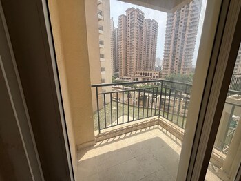 Amrapali Verona Heights
