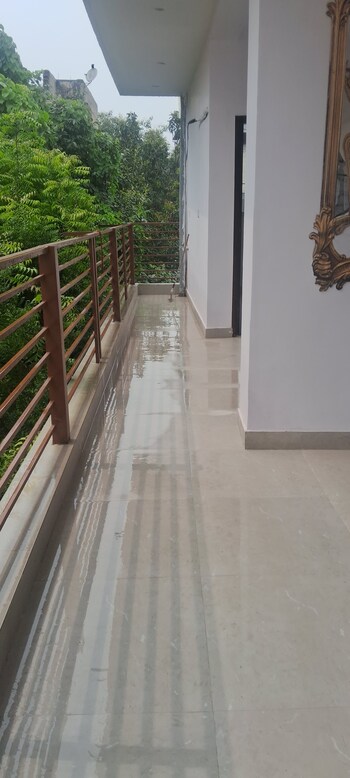 3 BHK Flat for Rent in Sarita Vihar, Delhi