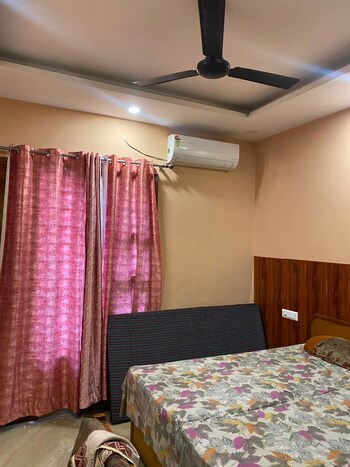 2 BHK Flat for Rent in Kharar Mohali Road, Kharar