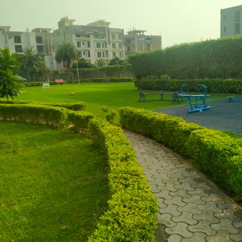 Emaar Emerald Floors Premier