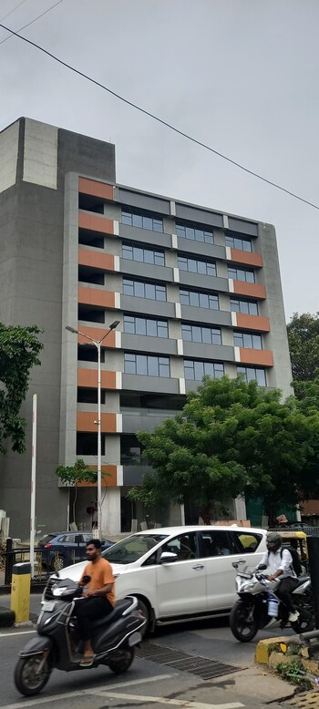 Office Space for Sale in Naranpura, Ahmedabad
