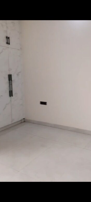 1 BHK Builder Floor for Rent in Moti Nagar, Delhi