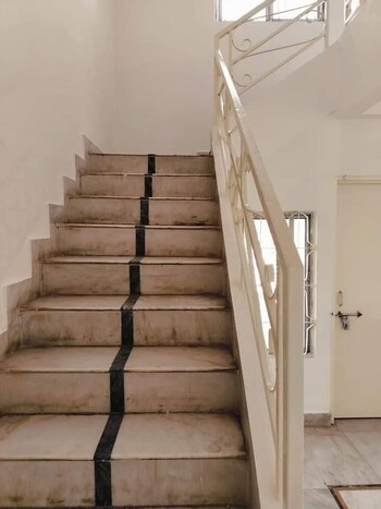 4 BHK Villa for Sale in Hoshangabad, Bhopal
