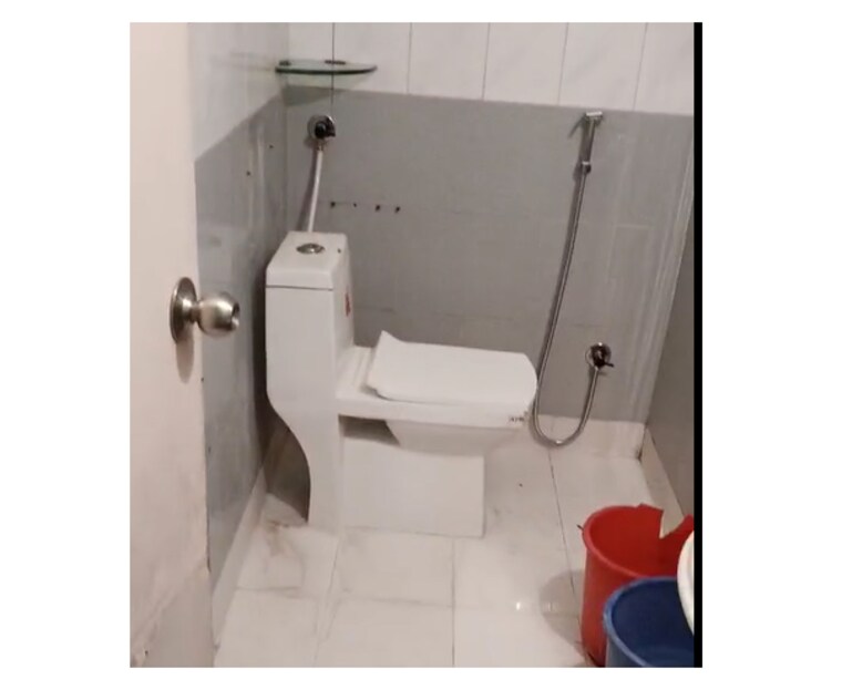 Bathroom, sukhwani-empire-estate 1 Bedroom 600 Sq.Ft. Apartment In Chinchwad Pune 10634484