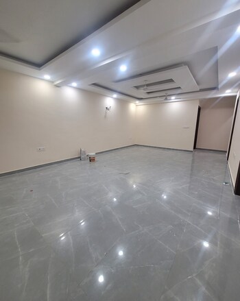 4 BHK Builder Floor for Rent in Green Fields Colony, Faridabad