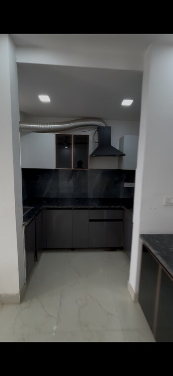 2 BHK Builder Floor for Rent in Chattarpur, Delhi