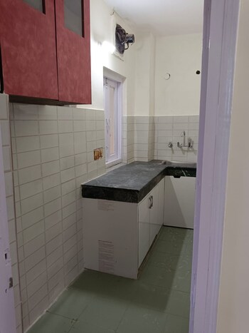 1 BHK Builder Floor for Rent in Lajpat Nagar 4, Delhi