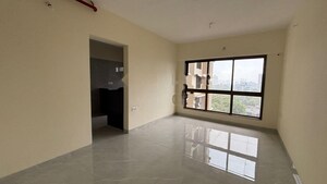 Room in 2.5 BHK Apartment at Hubtown Rising City, Ghatkopar East – for Rent