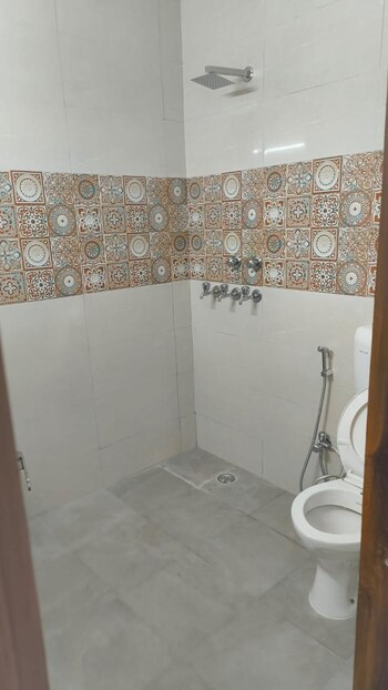 2 BHK Flat for Rent in Janakpuri, Delhi
