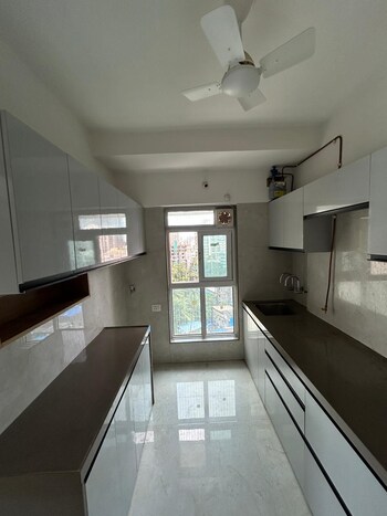 2 BHK Flat for Rent in Yogi Nagar, Mumbai