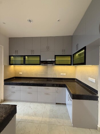 3.5 BHK Flat for Rent in Sultanpur, Lucknow