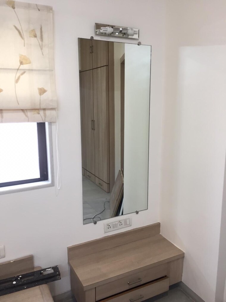 Bathroom, hiranandani-gardens-lake-castle 2 Bedroom 1150 Sq.Ft. Apartment In Powai Mumbai 10645036