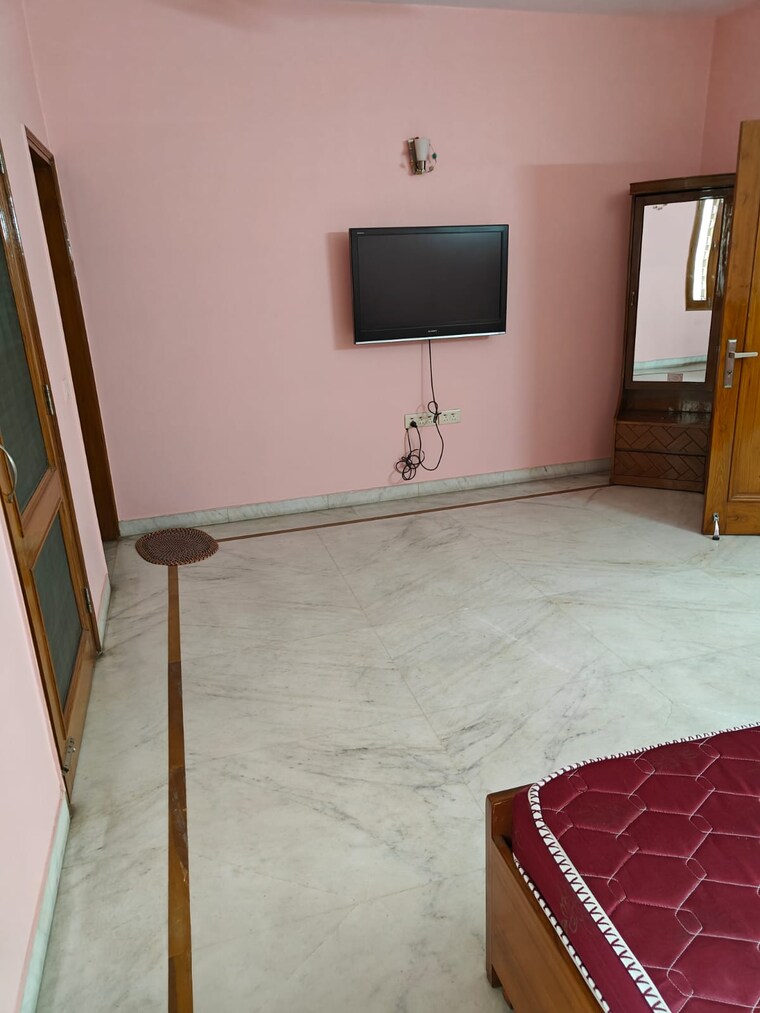 Cover Image, govindpuri 2 Bedroom 550 Sq.Ft. Builder Floor In Govindpuri Delhi 10645894