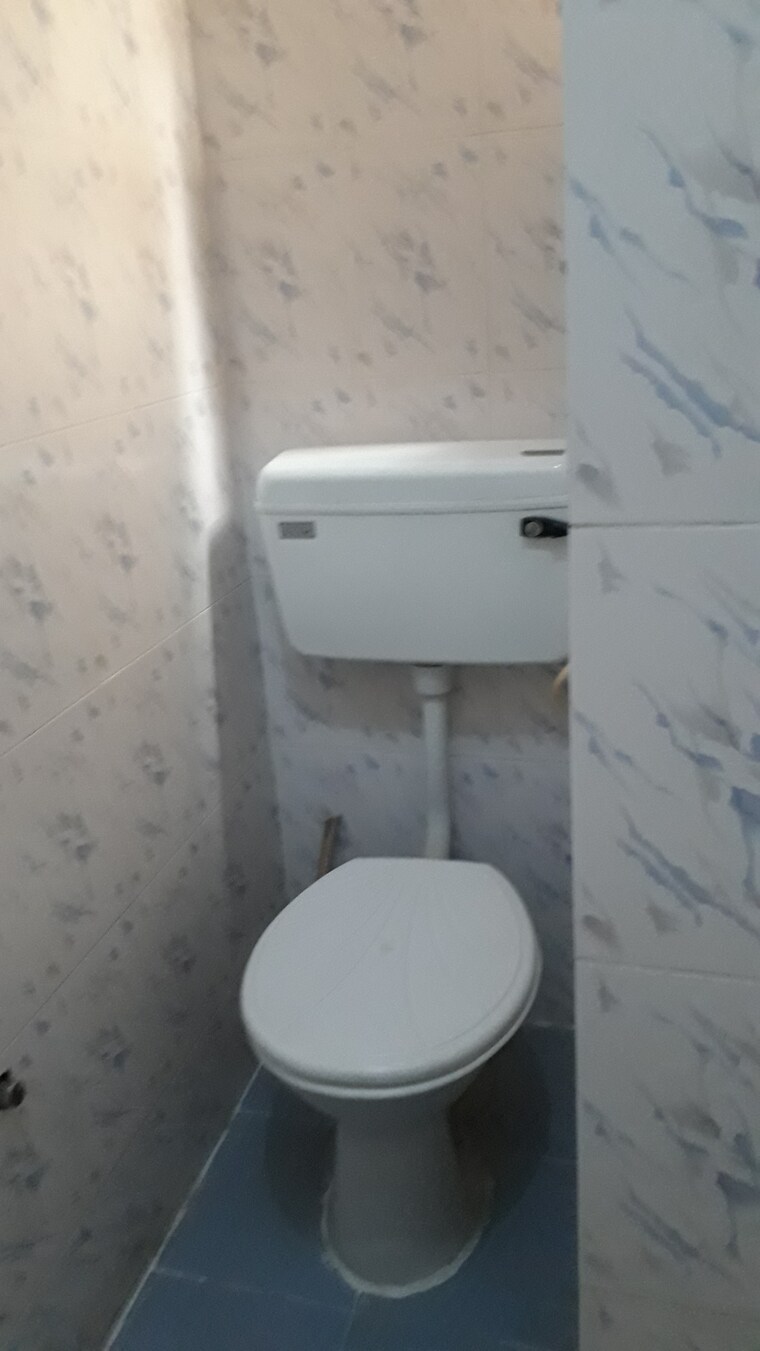 Bathroom, hrbr layout 2 Bedroom 1200 Sq.Ft. Builder Floor In Hrbr Layout Bangalore 10645905