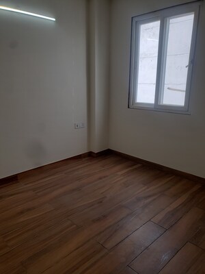 1 BHK Builder Floor For Rent in Janakpuri