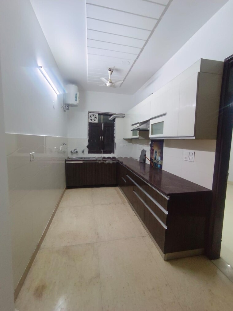 Kitchen, uppal-southend 3 Bedroom 4200 Sq.Ft. Builder Floor In Sector 49 Gurgaon 10645937