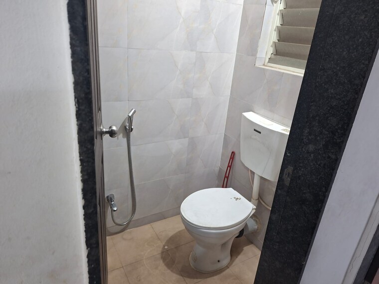 Bathroom, unique-youtopia 3 Bedroom 1324 Sq.Ft. Apartment In Kharadi Pune 10645945